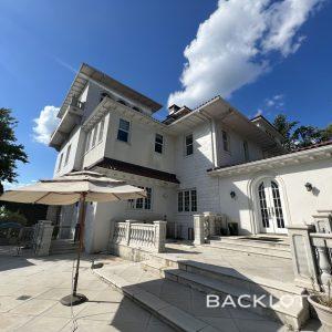 Gloria Crest Estate (Exteriors)