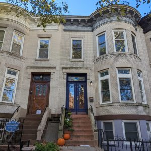 12 Bay Ridge Place
