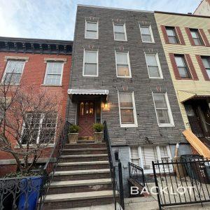 Calyer Street (Exteriors)