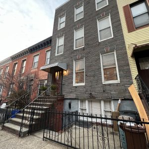 Calyer Street