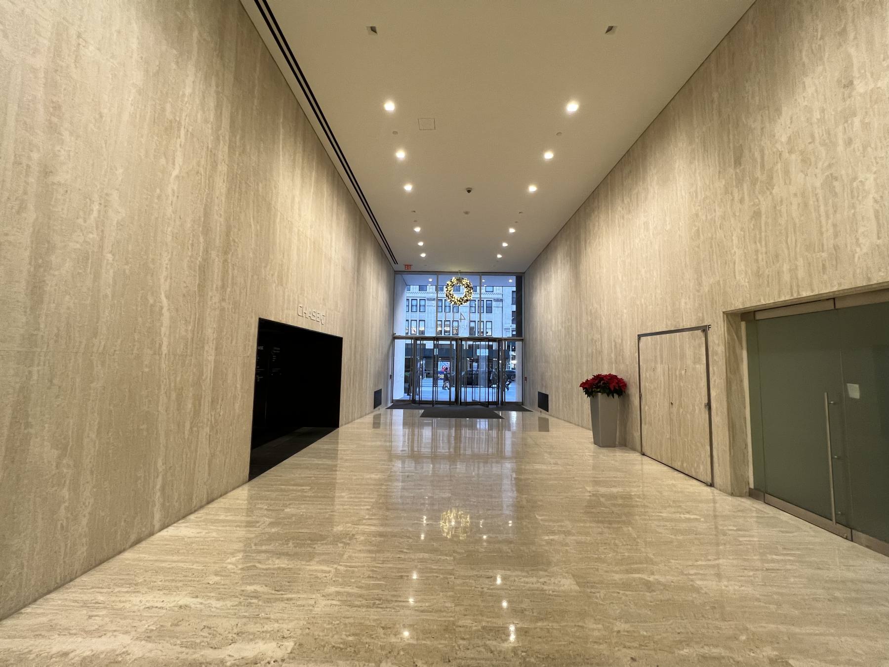 1411 Broadway (Lobbies) - Backlot